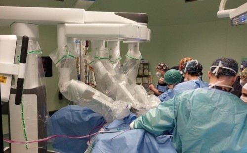 Tumore raro, intervento robotico al San Gerardo di...